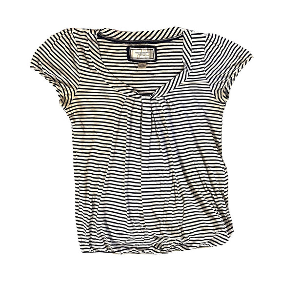 AMERICAN EAGLE OUTFITTERS WOMENS STRIPED TEE SHIRT‎ V NECK PLEATS SMALL CASUAL - Picture 1 of 6